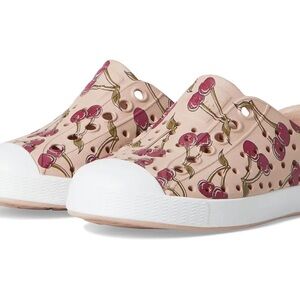 Native Jefferson Cherry Slide-On Shoe